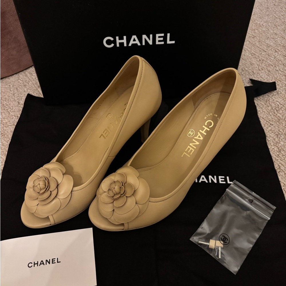 CHANEL Tan Floral Peep Toe Heels